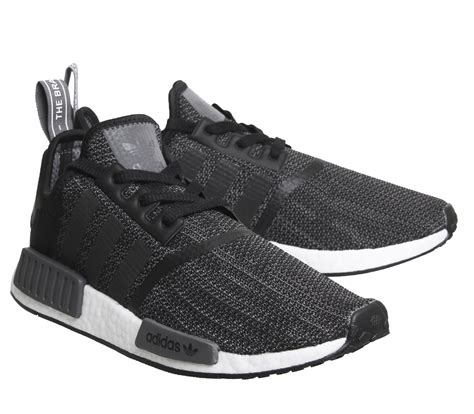 adidas nmd r1 schwarz reduziert|adidas nmd r1 original.